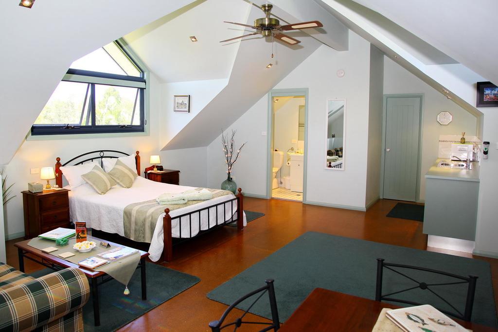 Salamander Bay Bed And Breakfast 외부 사진